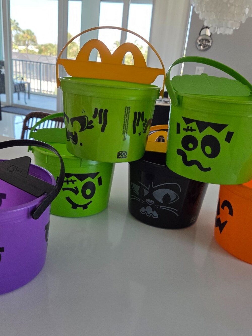 6 McDonald's Boo Buckets